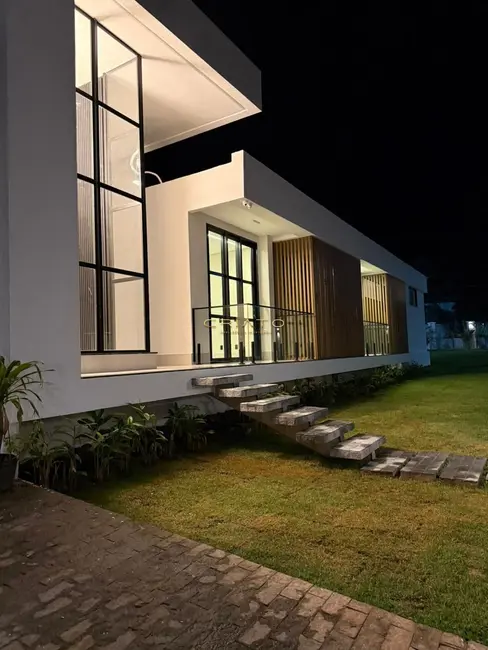 Casa de Condomínio com 3 quartos à venda, 274m2 em Residencial Villa Verde, Senador Canedo - GO - imagem 1 Foto 1 de Casa de Condomínio com 3 quartos à venda, 274m2 em Residencial Villa Verde, Senador Canedo - GO