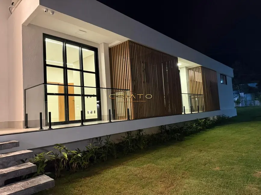 Casa de Condomínio com 3 quartos à venda, 274m2 em Residencial Villa Verde, Senador Canedo - GO - imagem 2 Foto 2 de Casa de Condomínio com 3 quartos à venda, 274m2 em Residencial Villa Verde, Senador Canedo - GO