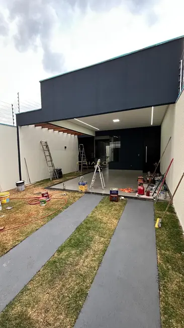 Casa com 3 quartos à venda, 103m2 em Anapolis - GO - imagem 1 Foto 1 de Casa com 3 quartos à venda, 103m2 em Anapolis - GO