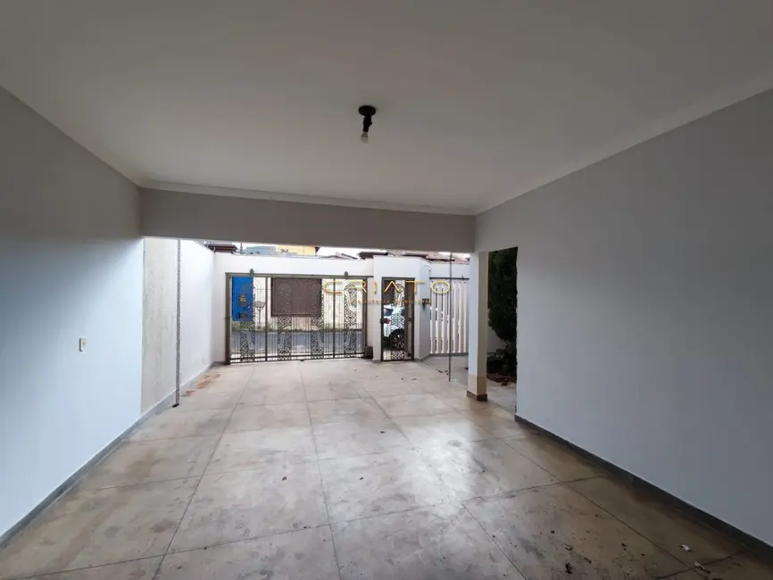 Casa com 3 quartos à venda, 149m2 em Jardim Ana Paula, Anapolis - GO - imagem 2 Foto 2 de Casa com 3 quartos à venda, 149m2 em Jardim Ana Paula, Anapolis - GO