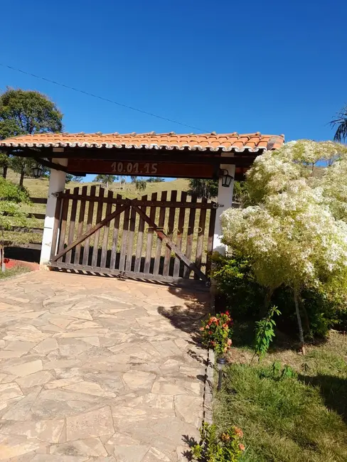 Foto 2 de Fazenda / Haras com 4 quartos à venda, 193600m2 em Petrolina De Goias - GO