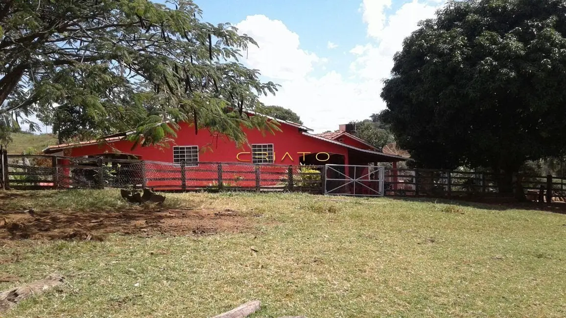 Foto 1 de Fazenda / Haras com 4 quartos à venda, 193600m2 em Petrolina De Goias - GO