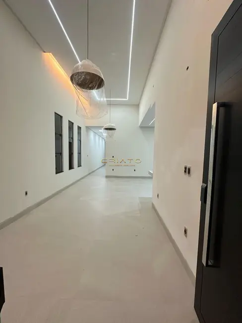 Chácara com 3 quartos à venda, 2200m2 em Estância Vale das Brisas, Anapolis - GO - imagem 5 Foto 5 de Chácara com 3 quartos à venda, 2200m2 em Estância Vale das Brisas, Anapolis - GO