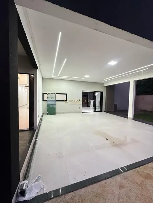 Chácara com 3 quartos à venda, 2200m2 em Estância Vale das Brisas, Anapolis - GO - imagem 3 Foto 3 de Chácara com 3 quartos à venda, 2200m2 em Estância Vale das Brisas, Anapolis - GO