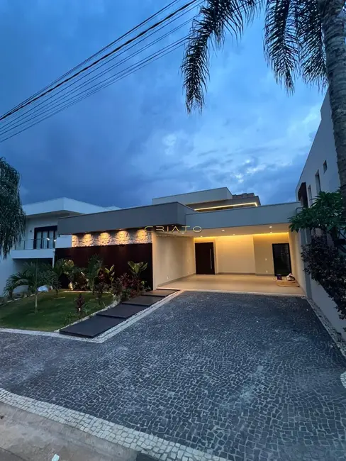 Foto 2 de Casa com 4 quartos à venda, 245m2 em Residencial Anaville, Anapolis - GO