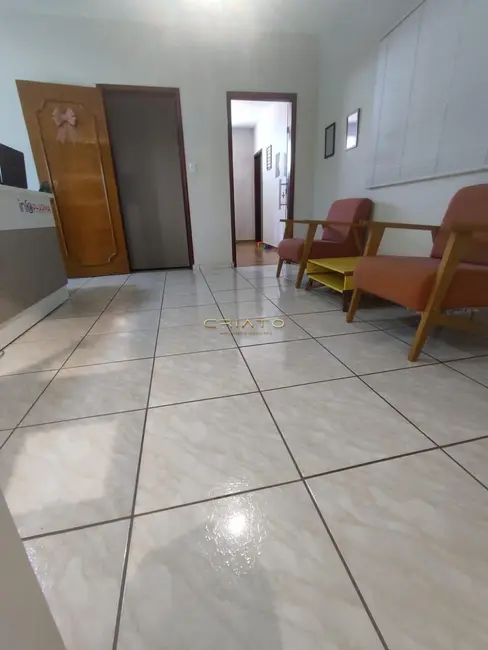 Sobrado com 3 quartos à venda, 344m2 em Maracanã, Anapolis - GO - imagem 2 Foto 2 de Sobrado com 3 quartos à venda, 344m2 em Maracanã, Anapolis - GO
