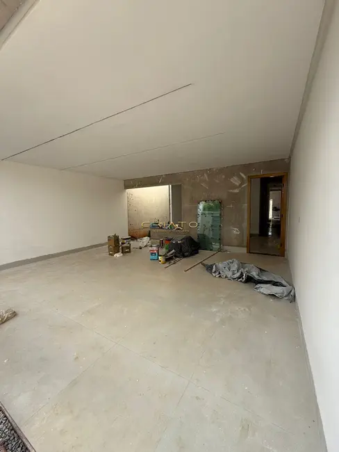 Casa com 3 quartos à venda, 123m2 em Vila Sul, Anapolis - GO - imagem 3 Foto 3 de Casa com 3 quartos à venda, 123m2 em Vila Sul, Anapolis - GO