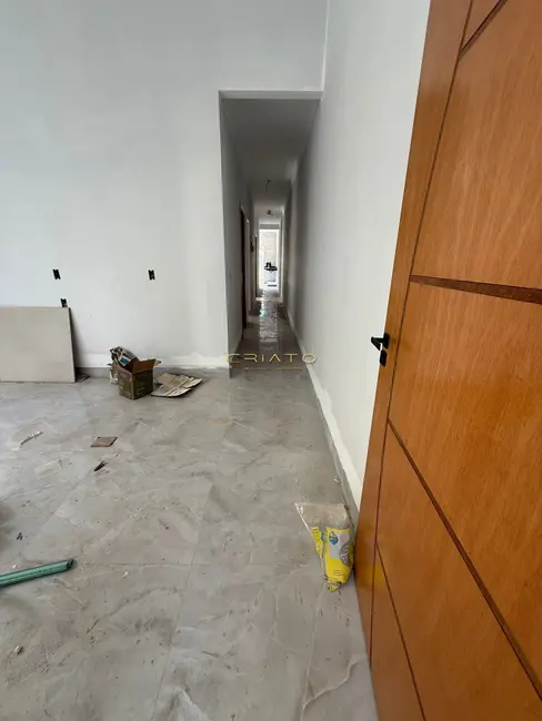 Casa com 3 quartos à venda, 123m2 em Vila Sul, Anapolis - GO - imagem 2 Foto 2 de Casa com 3 quartos à venda, 123m2 em Vila Sul, Anapolis - GO