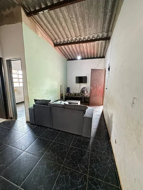 Foto 9 de Casa com 2 quartos à venda, 92m2 em Conjunto Habitacional Filostro Machado Carneiro, Anapolis - GO
