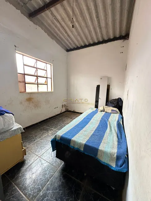 Foto 6 de Casa com 2 quartos à venda, 92m2 em Conjunto Habitacional Filostro Machado Carneiro, Anapolis - GO