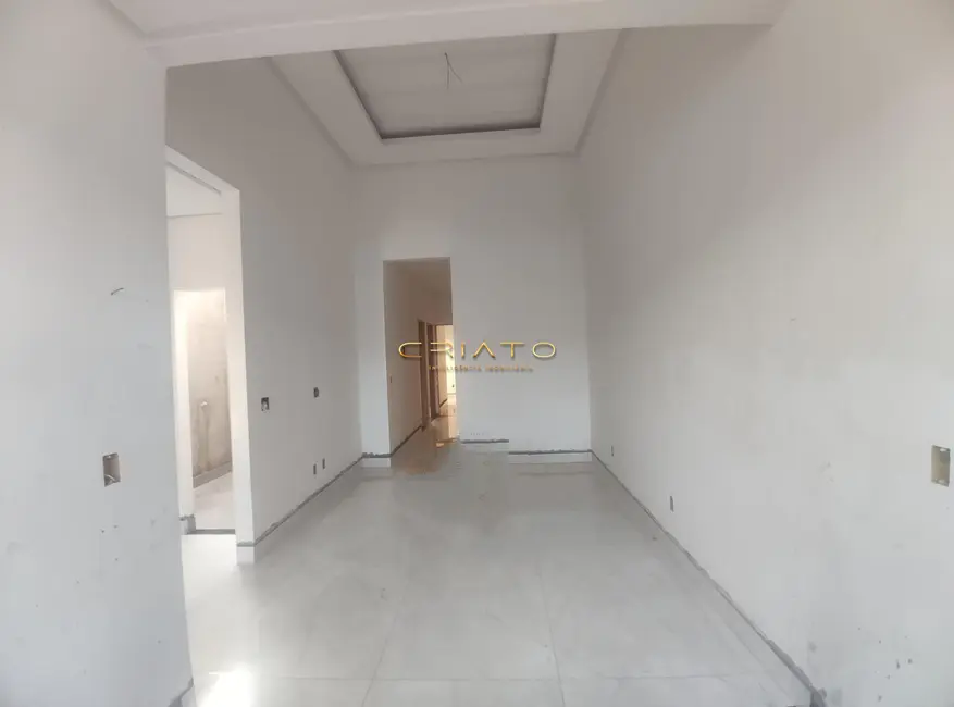 Casa com 3 quartos à venda, 70m2 em Loteamento Residencial Verona, Anapolis - GO - imagem 3 Foto 3 de Casa com 3 quartos à venda, 70m2 em Loteamento Residencial Verona, Anapolis - GO