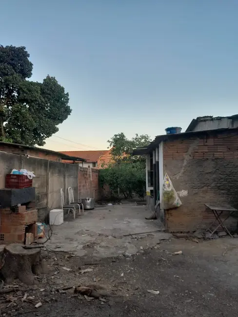 Foto 3 de Casa com 4 quartos à venda, 400m2 em Loteamento Guanabara, Anapolis - GO