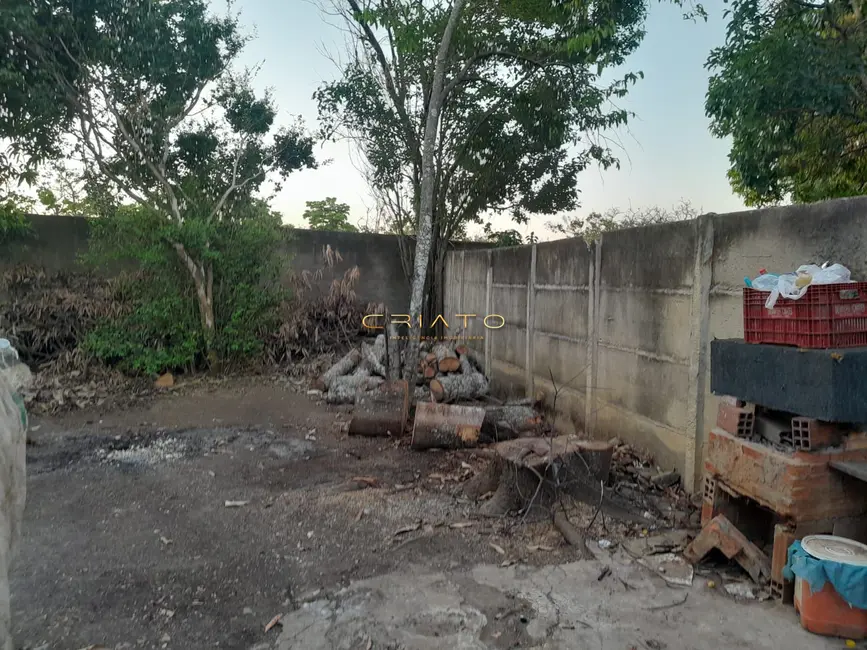 Foto 5 de Casa com 4 quartos à venda, 400m2 em Loteamento Guanabara, Anapolis - GO