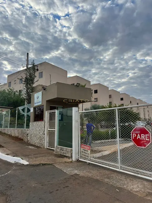 Foto 1 de Apartamento com 2 quartos à venda, 49m2 em Anapolis - GO