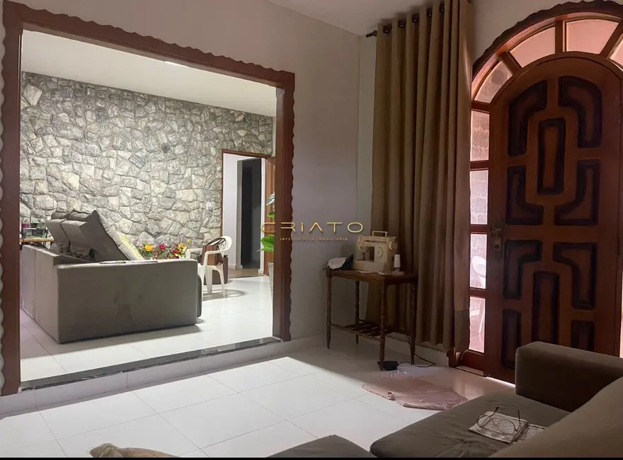 Casa com 3 quartos à venda, 303m2 em Anápolis City, Anapolis - GO - imagem 4 Foto 4 de Casa com 3 quartos à venda, 303m2 em Anápolis City, Anapolis - GO