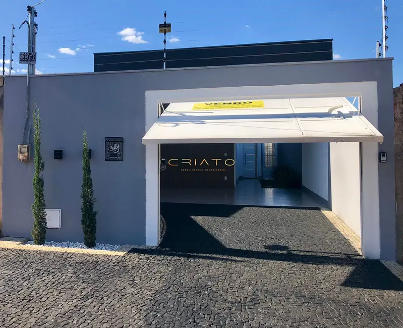 Foto 1 de Casa com 3 quartos à venda, 141m2 em Chácaras Colorado, Anapolis - GO