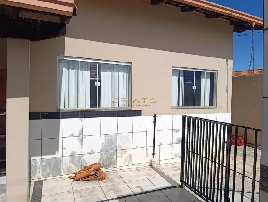 Foto 2 de Casa com 3 quartos à venda, 100m2 em Residencial Flamboyant, Anapolis - GO