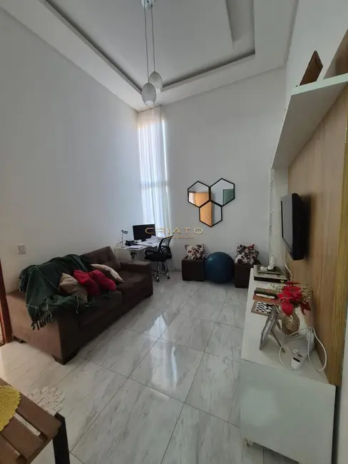 Casa com 3 quartos à venda, 104m2 em São João, Anapolis - GO - imagem 4 Foto 4 de Casa com 3 quartos à venda, 104m2 em São João, Anapolis - GO