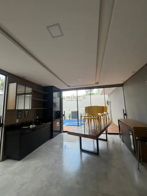 Casa com 4 quartos à venda, 230m2 em Anápolis City, Anapolis - GO - imagem 6 Foto 6 de Casa com 4 quartos à venda, 230m2 em Anápolis City, Anapolis - GO