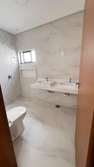 Foto 8 de Casa com 4 quartos à venda, 230m2 em Anápolis City, Anapolis - GO