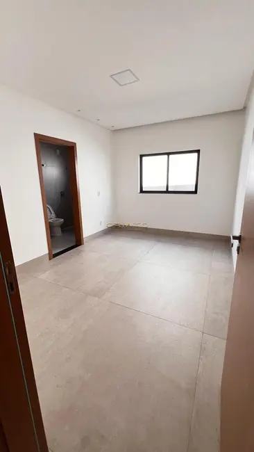 Foto 4 de Casa com 4 quartos à venda, 230m2 em Anápolis City, Anapolis - GO