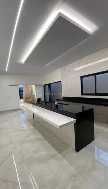 Foto 2 de Casa com 3 quartos à venda, 215m2 em Anápolis City, Anapolis - GO