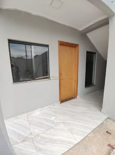 Casa com 3 quartos à venda, 100m2 em Residencial Santa Cruz, Anapolis - GO - imagem 2 Foto 2 de Casa com 3 quartos à venda, 100m2 em Residencial Santa Cruz, Anapolis - GO