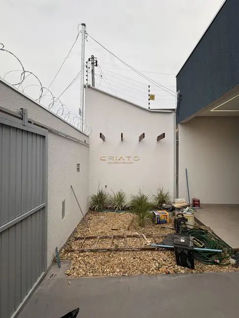 Casa com 3 quartos à venda, 107m2 em Vila Norte, Anapolis - GO - imagem 2 Foto 2 de Casa com 3 quartos à venda, 107m2 em Vila Norte, Anapolis - GO
