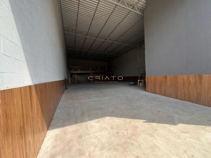 Armazém / Galpão com 1 quarto à venda, 300m2 em Residencial Flor do Cerrado, Anapolis - GO - imagem 2 Foto 2 de Armazém / Galpão com 1 quarto à venda, 300m2 em Residencial Flor do Cerrado, Anapolis - GO