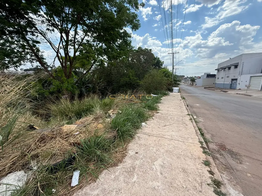 Foto 1 de Terreno / Lote à venda, 969m2 em Residencial Vale do Sol, Anapolis - GO