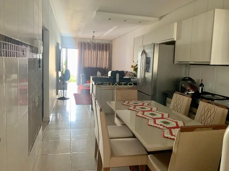 Casa com 3 quartos à venda, 140m2 em Residencial Florença, Anapolis - GO - imagem 8 Foto 8 de Casa com 3 quartos à venda, 140m2 em Residencial Florença, Anapolis - GO