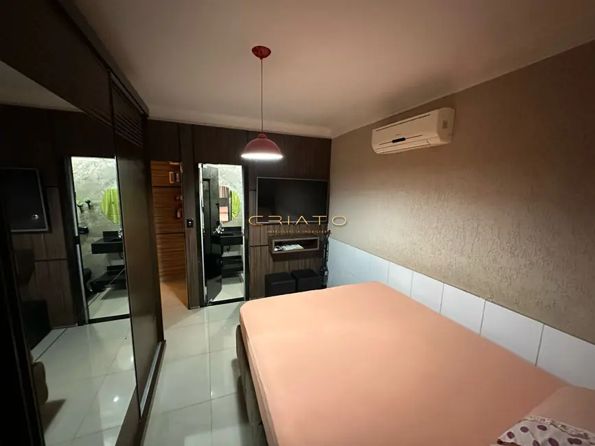 Foto 9 de Casa com 3 quartos à venda, 210m2 em Cidade Vera Cruz, Aparecida De Goiania - GO