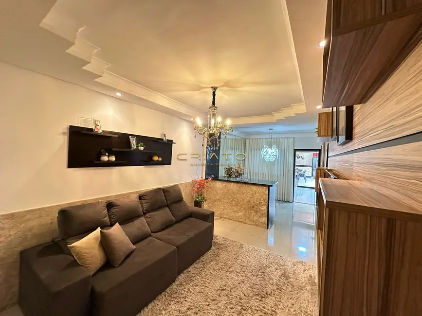 Foto 3 de Casa com 3 quartos à venda, 210m2 em Cidade Vera Cruz, Aparecida De Goiania - GO