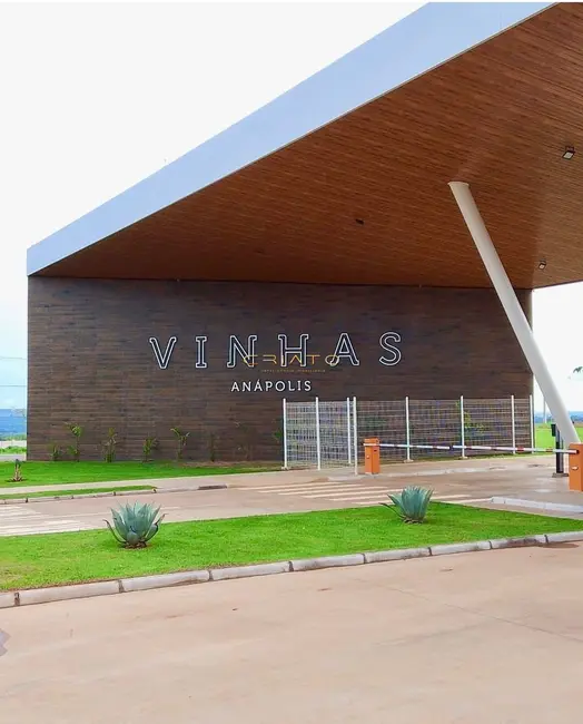 Foto 1 de Terreno / Lote à venda, 475m2 em Anapolis - GO