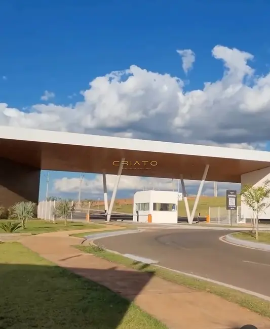 Foto 2 de Terreno / Lote à venda, 475m2 em Anapolis - GO