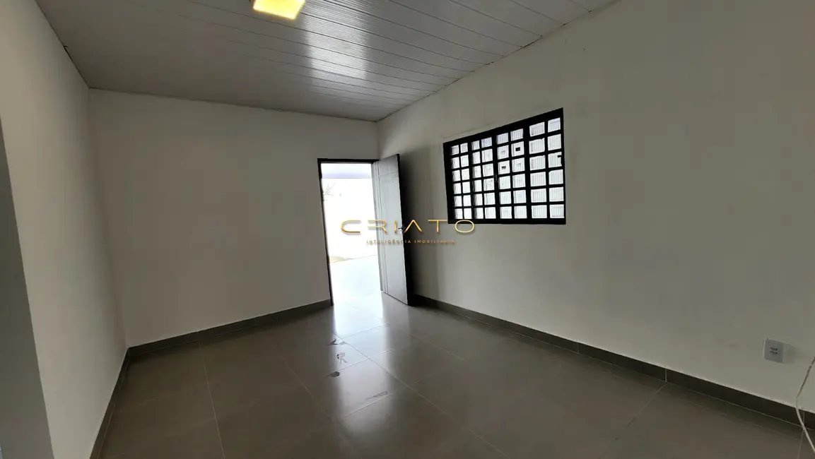 Casa com 3 quartos à venda, 128m2 em Santo Antônio, Anapolis - GO - imagem 3 Foto 3 de Casa com 3 quartos à venda, 128m2 em Santo Antônio, Anapolis - GO