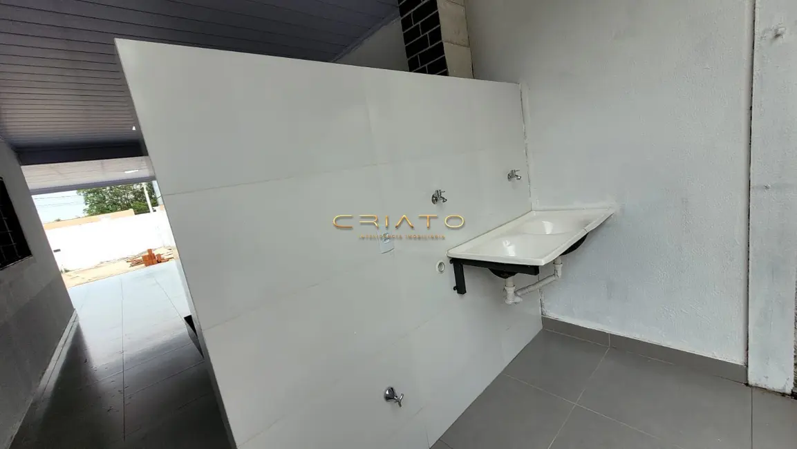 Casa com 3 quartos à venda, 128m2 em Santo Antônio, Anapolis - GO - imagem 8 Foto 8 de Casa com 3 quartos à venda, 128m2 em Santo Antônio, Anapolis - GO