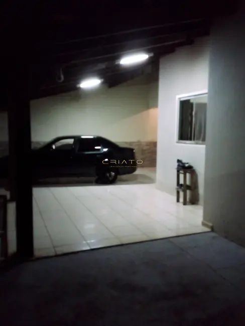 Casa com 3 quartos à venda, 300m2 em Parque Brasília 2ª Etapa, Anapolis - GO - imagem 6 Foto 6 de Casa com 3 quartos à venda, 300m2 em Parque Brasília 2ª Etapa, Anapolis - GO