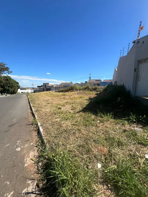 Foto 3 de Terreno / Lote à venda, 353m2 em Itamaraty 2ª Etapa, Anapolis - GO