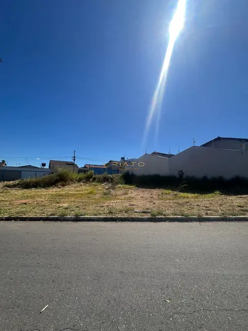 Foto 4 de Terreno / Lote à venda, 353m2 em Itamaraty 2ª Etapa, Anapolis - GO