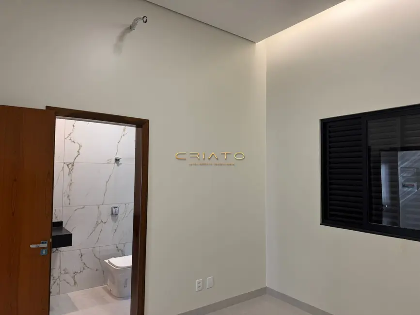 Casa com 3 quartos à venda, 224m2 em Sorriso - MT - imagem 9 Foto 9 de Casa com 3 quartos à venda, 224m2 em Sorriso - MT