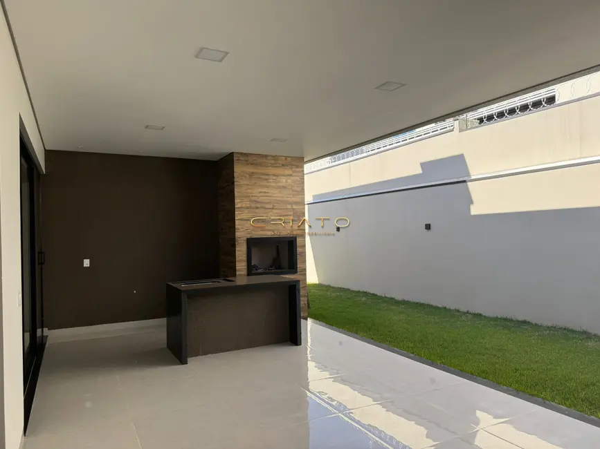 Casa com 3 quartos à venda, 224m2 em Sorriso - MT - imagem 5 Foto 5 de Casa com 3 quartos à venda, 224m2 em Sorriso - MT