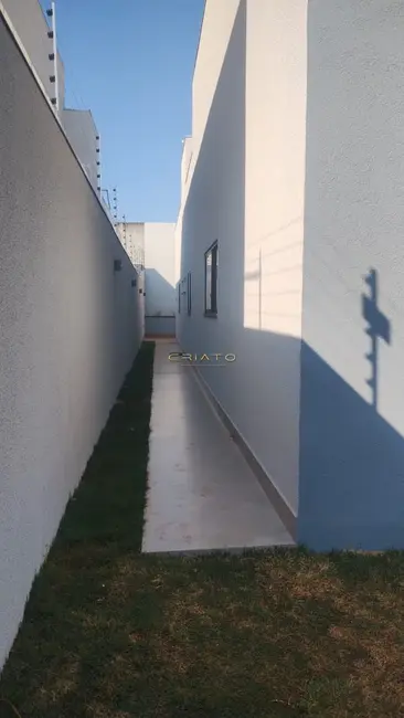 Foto 3 de Casa com 3 quartos à venda, 300m2 em Anápolis City, Anapolis - GO