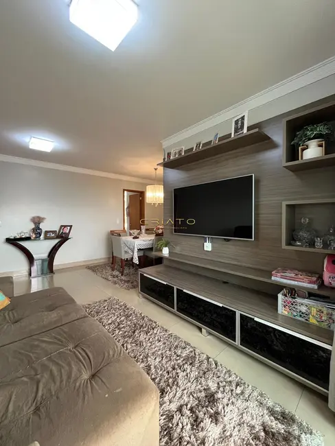 Foto 4 de Apartamento com 3 quartos à venda, 93m2 em Vila Santa Isabel, Anapolis - GO