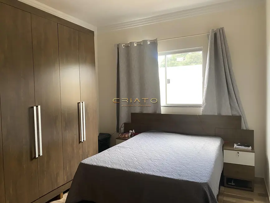 Foto 8 de Casa com 3 quartos à venda, 150m2 em Jardim Petrópolis, Anapolis - GO