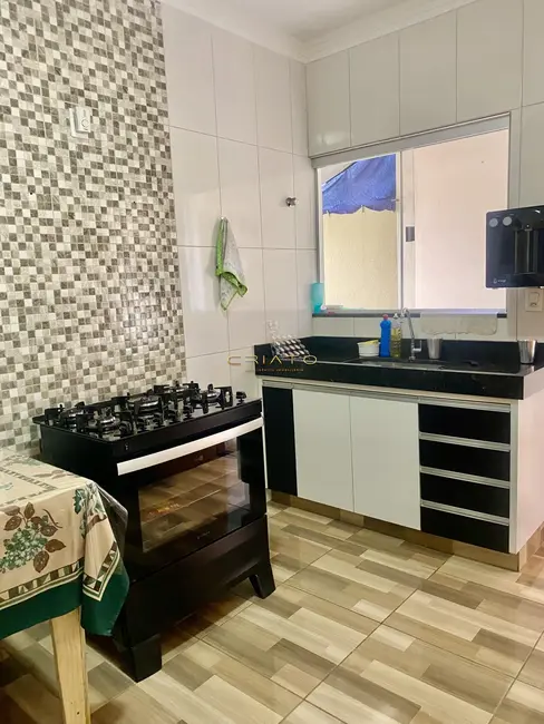 Foto 5 de Casa com 3 quartos à venda, 150m2 em Jardim Petrópolis, Anapolis - GO