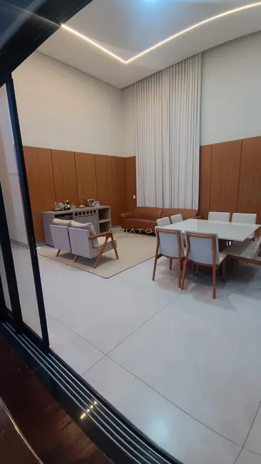 Foto 4 de Casa com 3 quartos à venda, 190m2 em Condomínio Terras Alpha Anápolis, Anapolis - GO