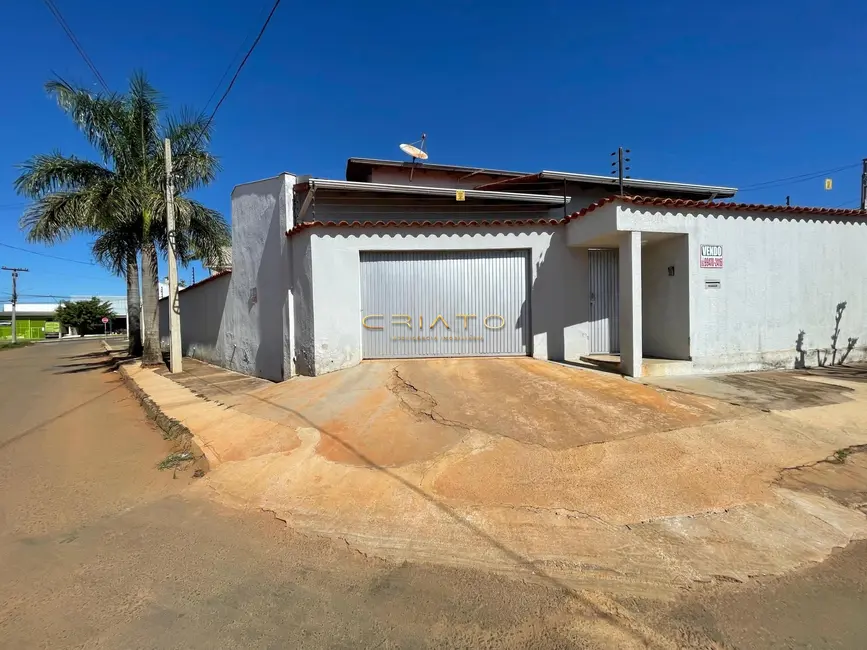 Foto 1 de Casa com 3 quartos à venda, 300m2 em Parque Brasília 2ª Etapa, Anapolis - GO