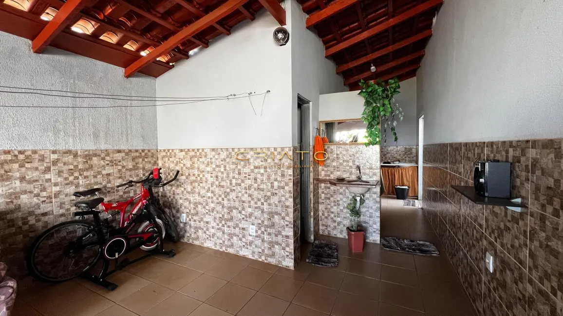 Foto 3 de Casa com 3 quartos à venda, 300m2 em Parque Brasília 2ª Etapa, Anapolis - GO