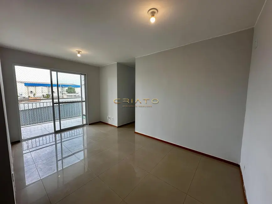 Foto 3 de Apartamento com 3 quartos à venda, 72m2 em Cidade Jardim, Anapolis - GO